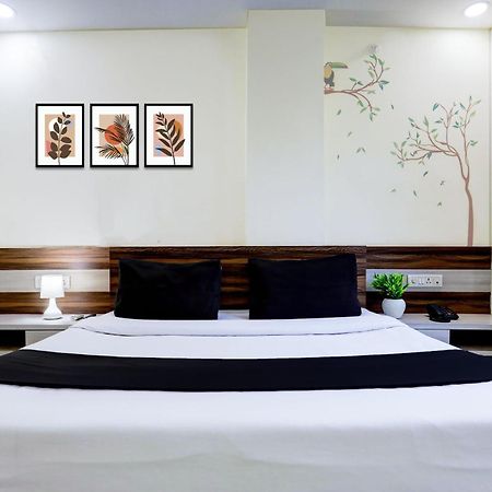 Super Townhouse Hoshangabad Road Near Aashima Mall Samarda Kaliāsot 外观 照片