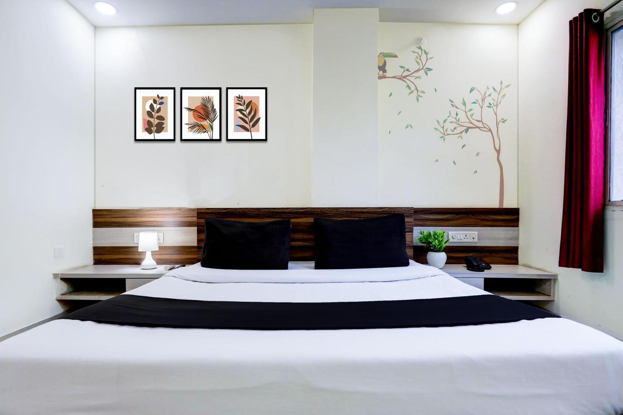 Super Townhouse Hoshangabad Road Near Aashima Mall Samarda Kaliāsot 外观 照片