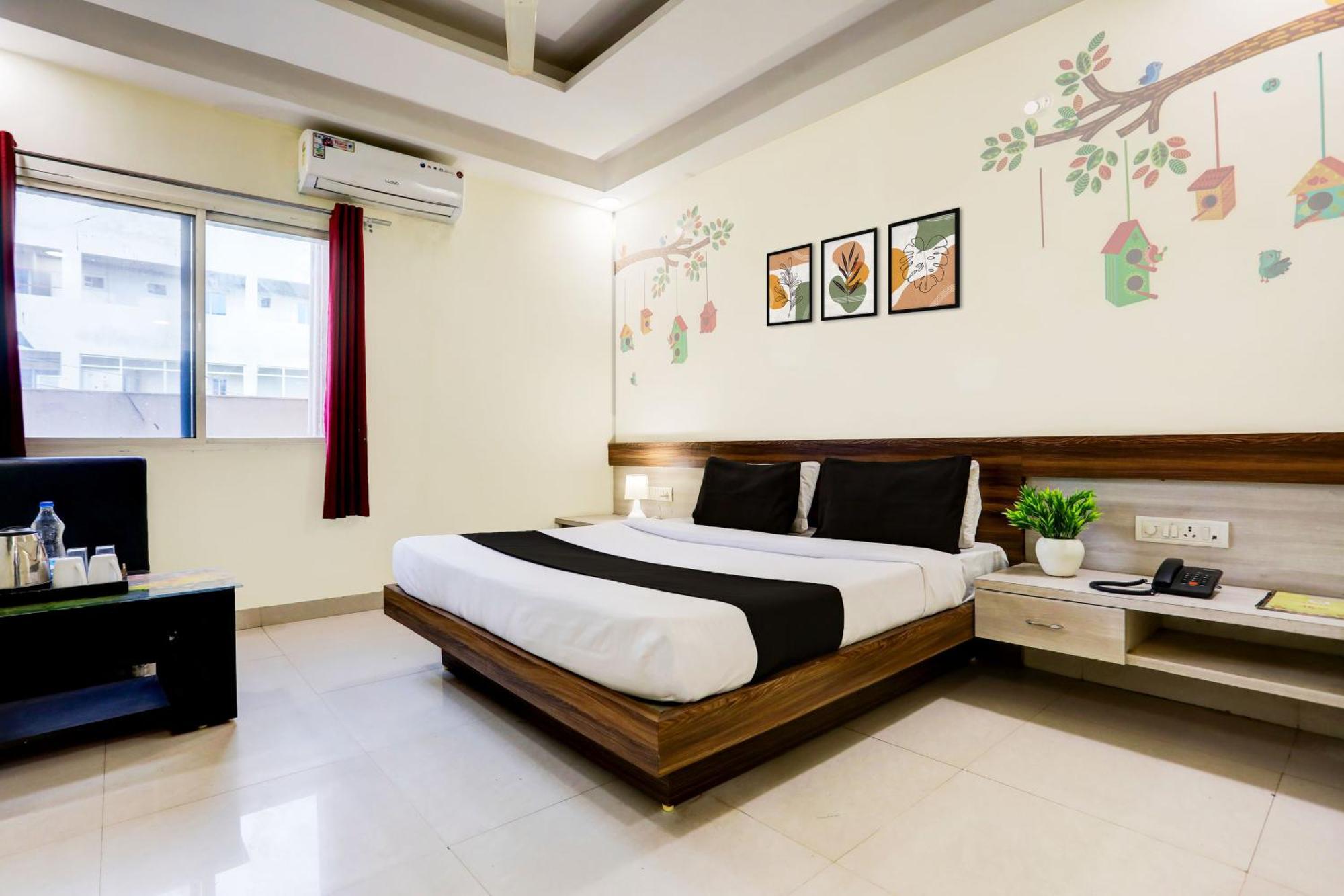 Super Townhouse Hoshangabad Road Near Aashima Mall Samarda Kaliāsot 外观 照片
